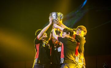 一、游戏市场暴发带来的问题