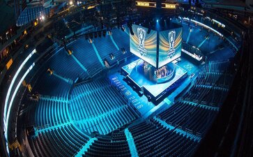 医生直播卖货被国家叫停！这些平台已经被清除，网络名人医生还能如何实现？